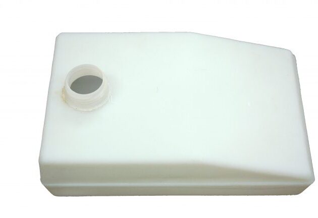 Plastic Fuel Tank, 7 quart