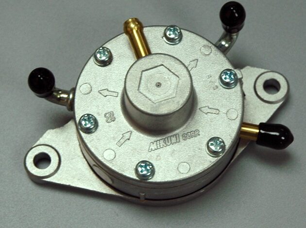 Dual Fuel Pump, Round, Flush Mount, 35 Ltr/Hr