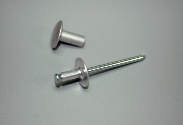 Asm-Rivet/Retainer, Hood Strap